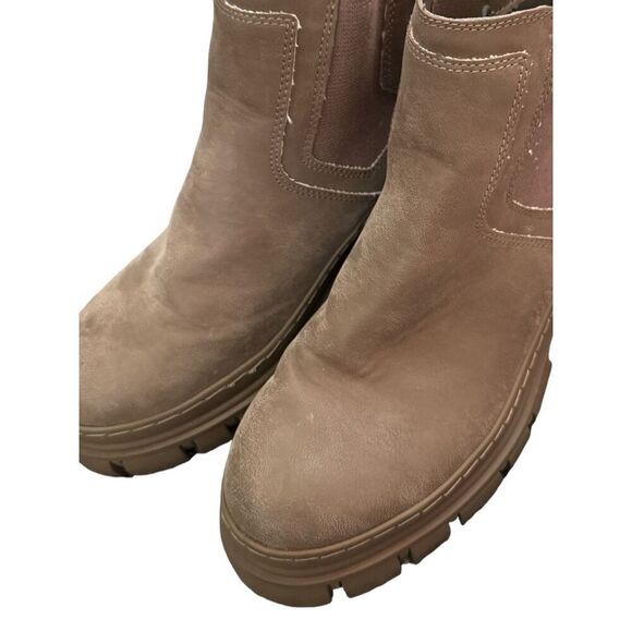 MIA sz 8 Women Chunky Brown Leather Stretchy Pull On Chelsea Lug Boots Fall Chic - Picture 9 of 9